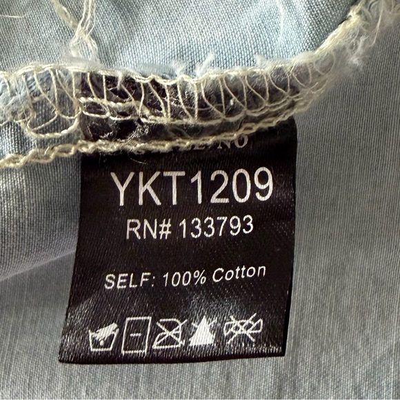 POL Light Wash Denim Patchwork Button Down Bohemian Shirt Top, Size Large - Picture 9 of 10